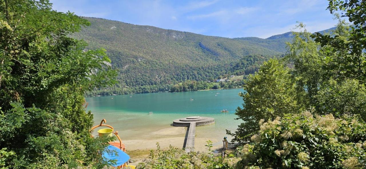 ホテル L'Azure Novalaise エクステリア 写真